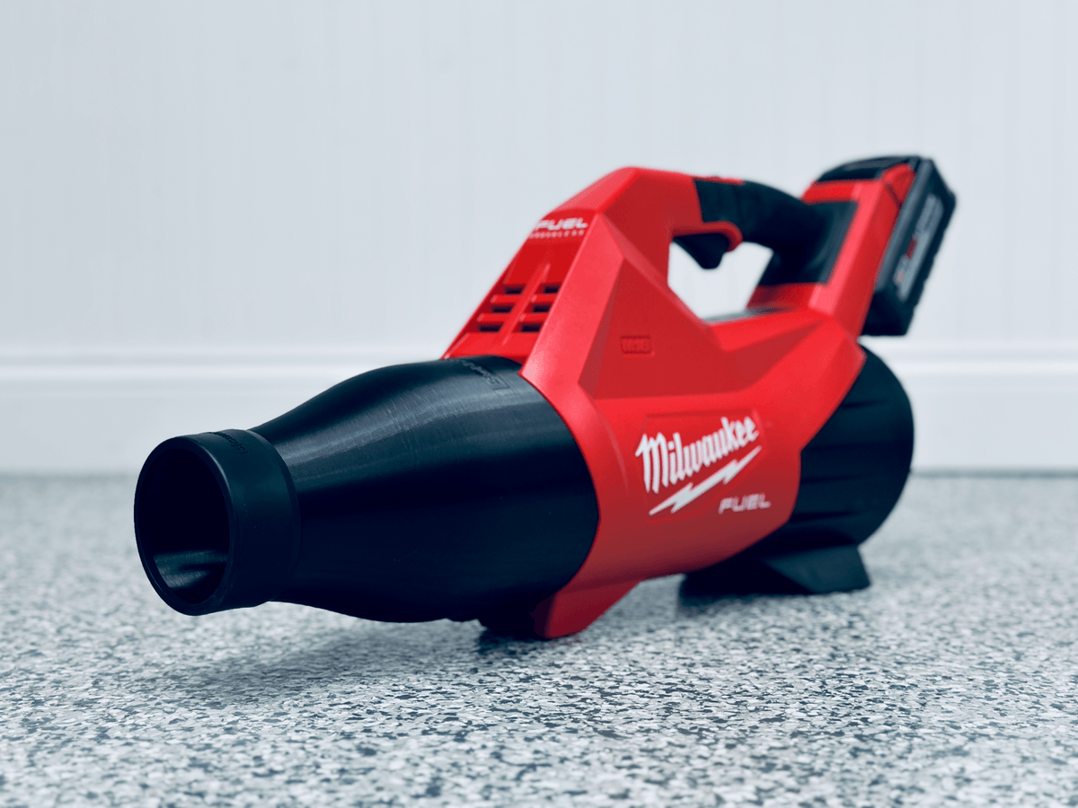STUBBY Car Drying Nozzle Milwaukee M18 FUEL Gen II Blower side angle view